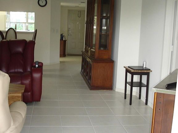 5th image of 571 SW 142 Avenue #106