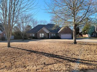 141 Charles Thomas Blvd, Searcy, AR 72143