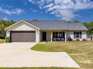 285 Metric Rd, Laurens, SC 29360