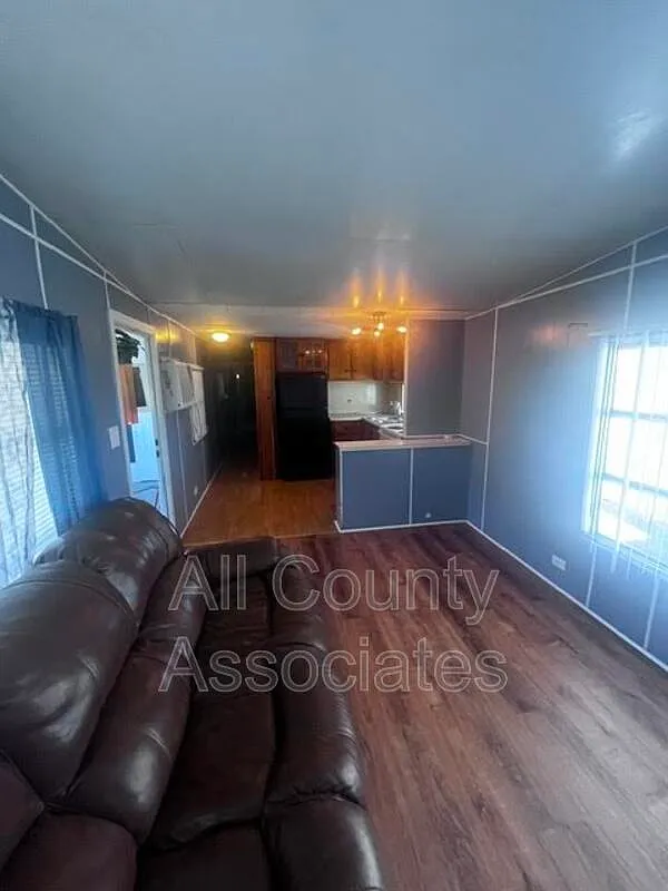 2 bed, 1.0 bath, 470 sqft, $1,295 — Photo 4