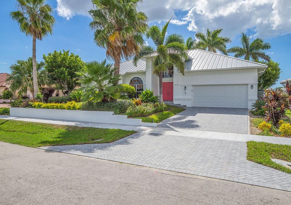 2nd image of 218 Seahorse Ct