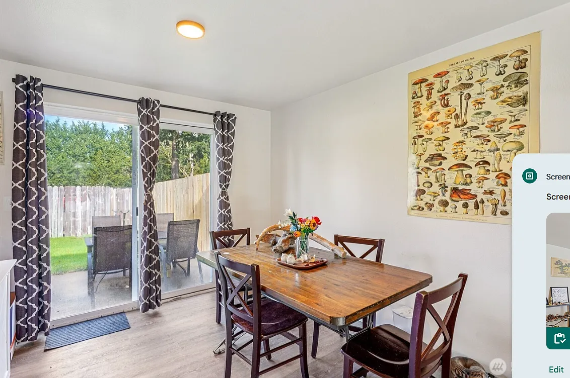 3 bed, 1215 sqft, $2,550 — Photo 4