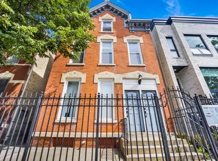 1818 W Superior St APT 1F, Chicago, IL 60622