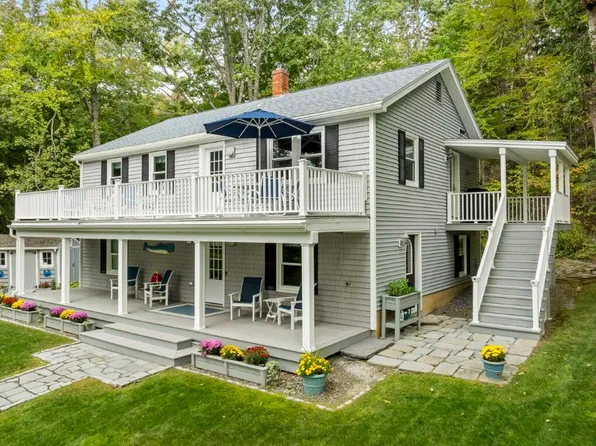 21 Union Court, Boothbay Harbor, ME 04538