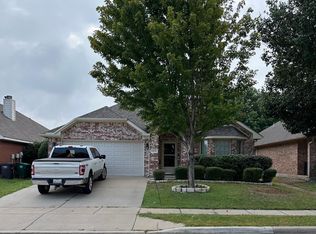 11836 Basilwood Dr, Fort Worth, TX 76244