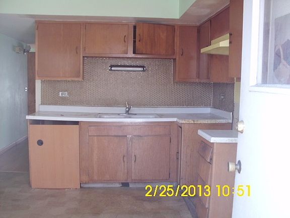 4th image of 9341 Twin Oaks Ln