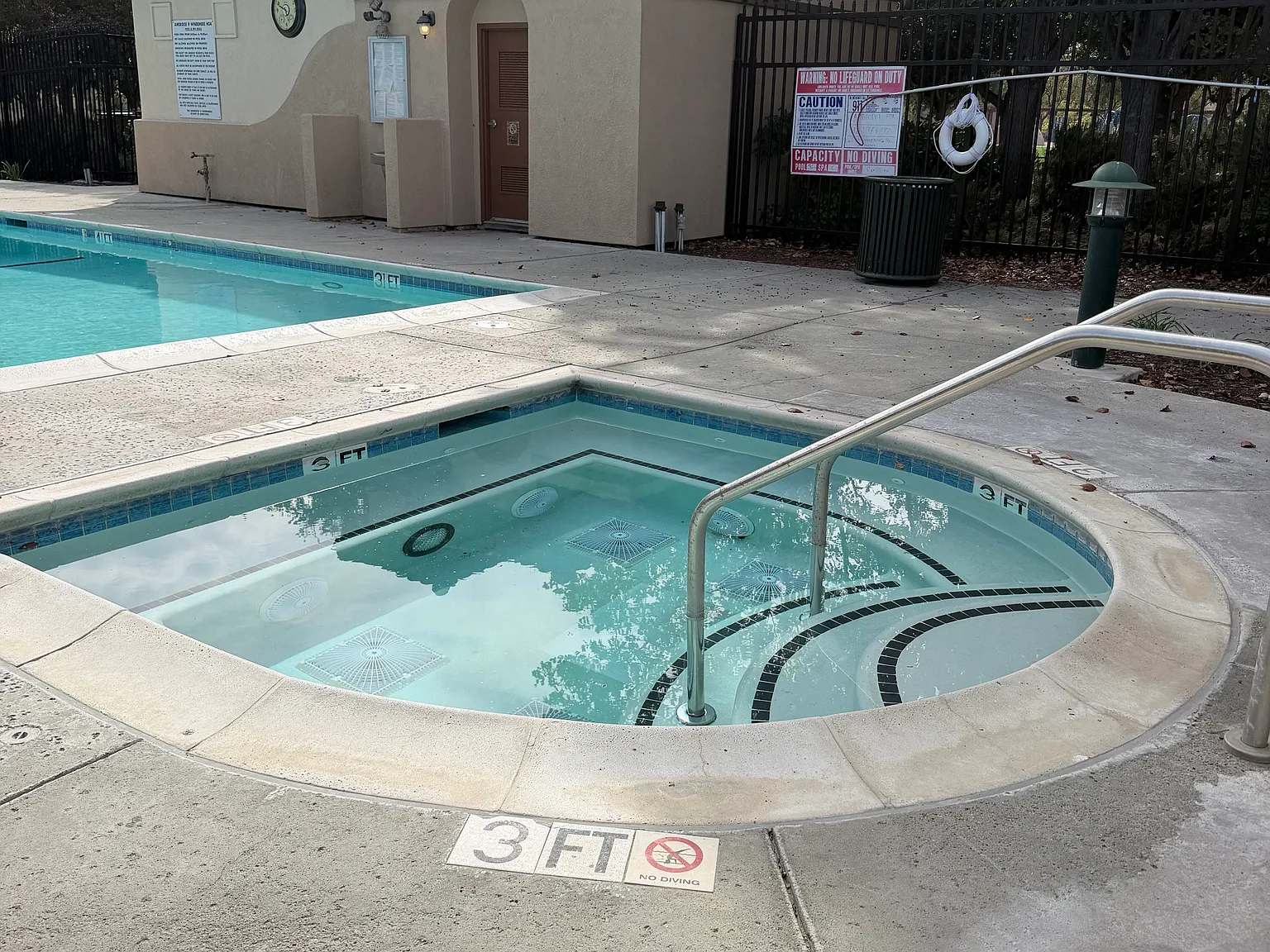 3 bed, 2.5 bath, 2180 sqft, $4,095 — Photo 3
