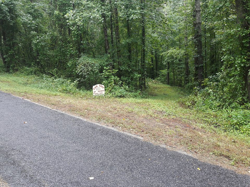2nd image of 302 Mason Rd