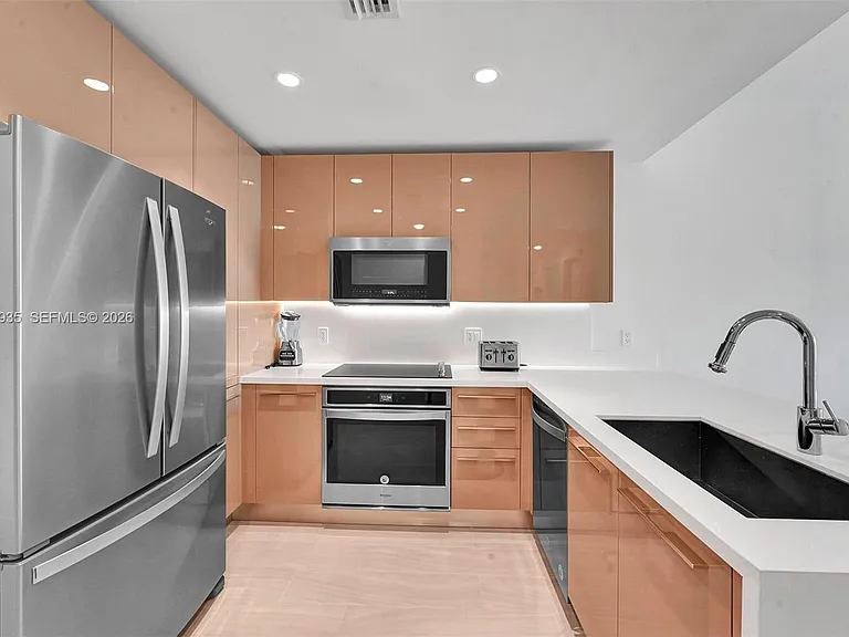 2000 Metropica Way #1408 — Photo 22