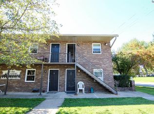 1046 Pershing Rd APT 30, Zanesville, OH 43701