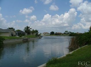 1906 NE 6th St, Cape Coral, FL 33909