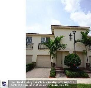 1st image of 122 S Longport Cir #12C