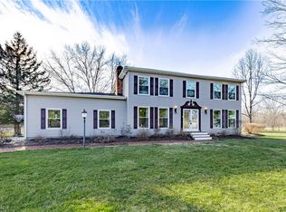 1174 River Rd, Hinckley, OH 44233