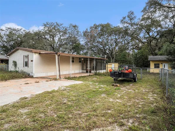 37642 May Ln, Zephyrhills, FL 33541
