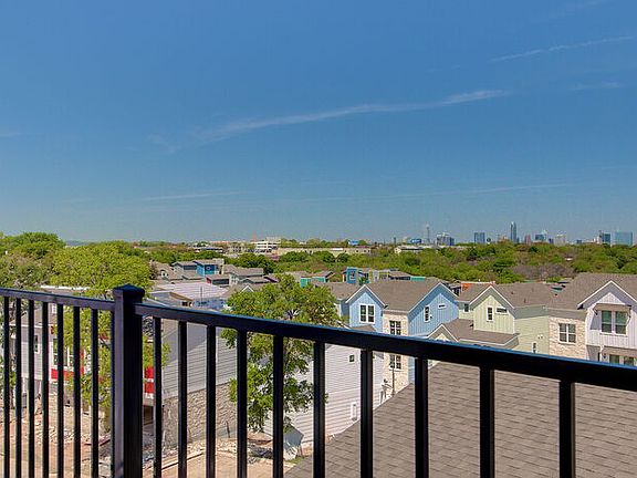 5th image of 2028 Sager Dr