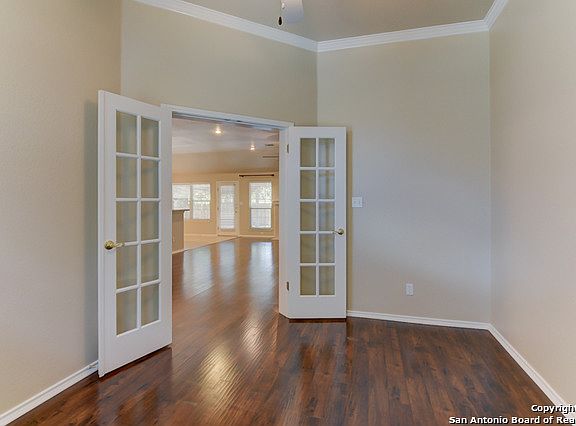 4th image of 2339 Preakness Ln