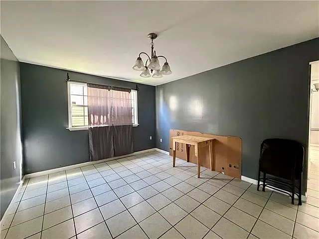 3 bed, 1.5 bath, 1000 sqft, $1,595 — Photo 2