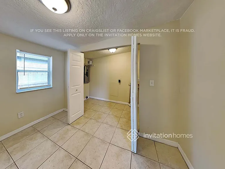 15149 Harding Ave — Photo 16