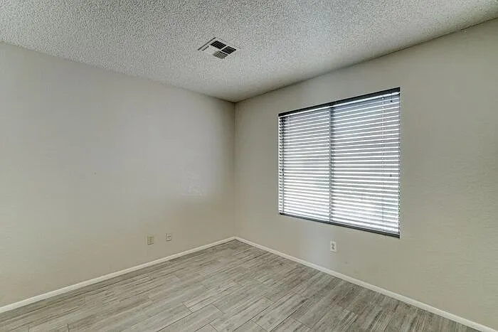 7040 W Olive Ave #12 — Photo 20