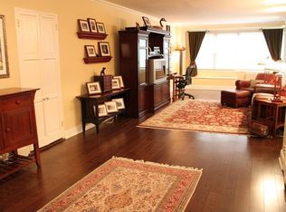 500 E 83rd St APT 3G, New York, NY 10028