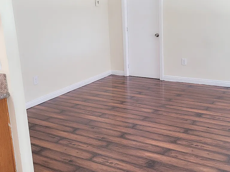 7858 Seville Ave — Photo 3
