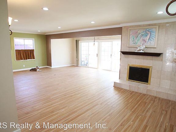 4th image of 7312 Fullbright Ave