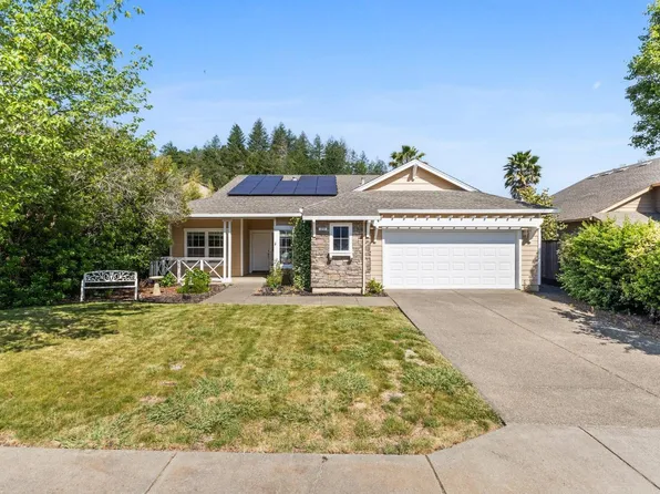 312 Pepperwood Drive, Cloverdale, CA 95425