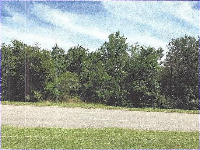 2nd image of 2236 S Beltline Rd