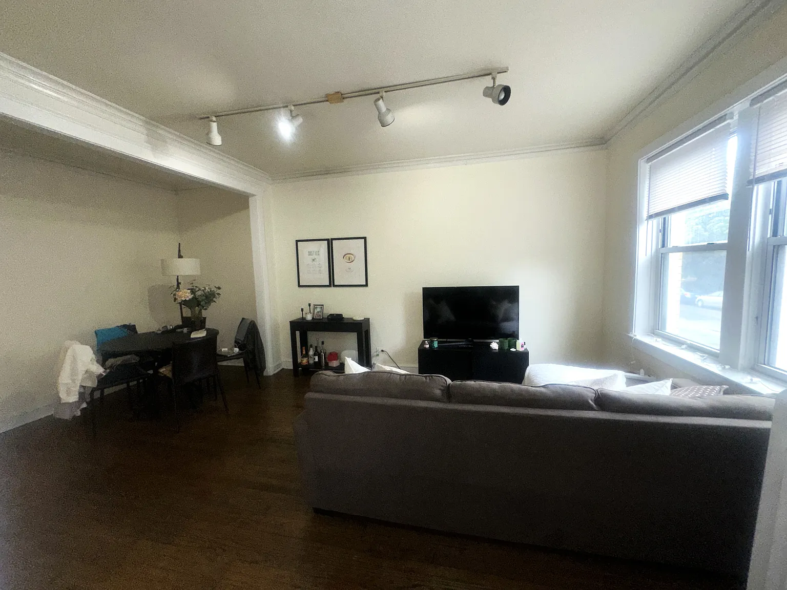 1 bed, 600 sqft, $1,585 — Photo 2