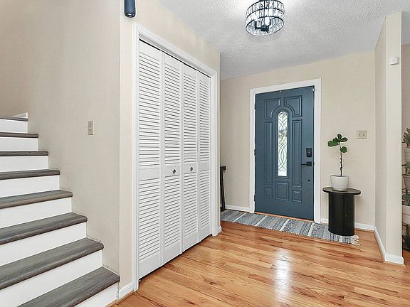 2nd image of 402 S Bostian St