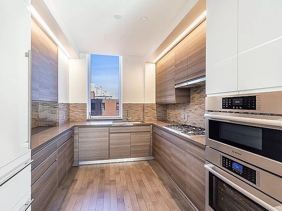 2nd image of 285 W 110th St APT 7D