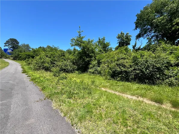 318 N Broadway St #10-12, Casa, AR 72025