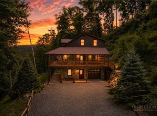 211 Wades Lane, Vilas, NC 28692