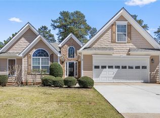407 Black Fox Dr, Locust Grove, GA 30248