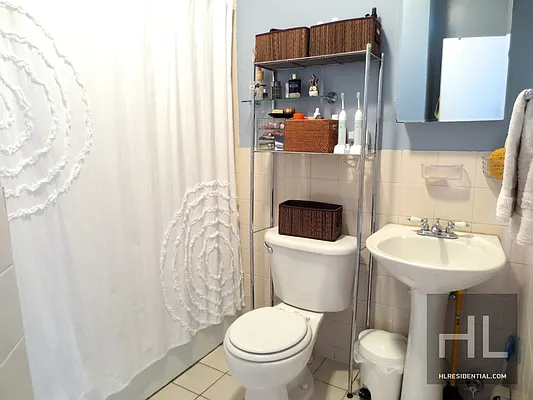 Rented by Highline Residential | media 26