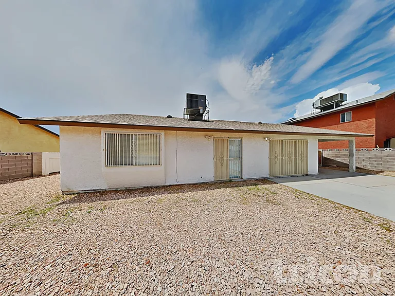 1648 Trish Ln — Photo 15