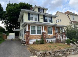 157 Rebekah St, Woonsocket, RI 02895