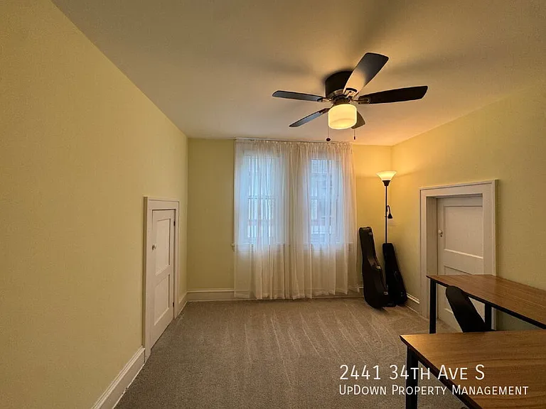 2441 34th Ave S — Photo 32