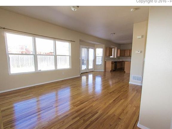 4th image of 2167 Pinyon Jay Dr