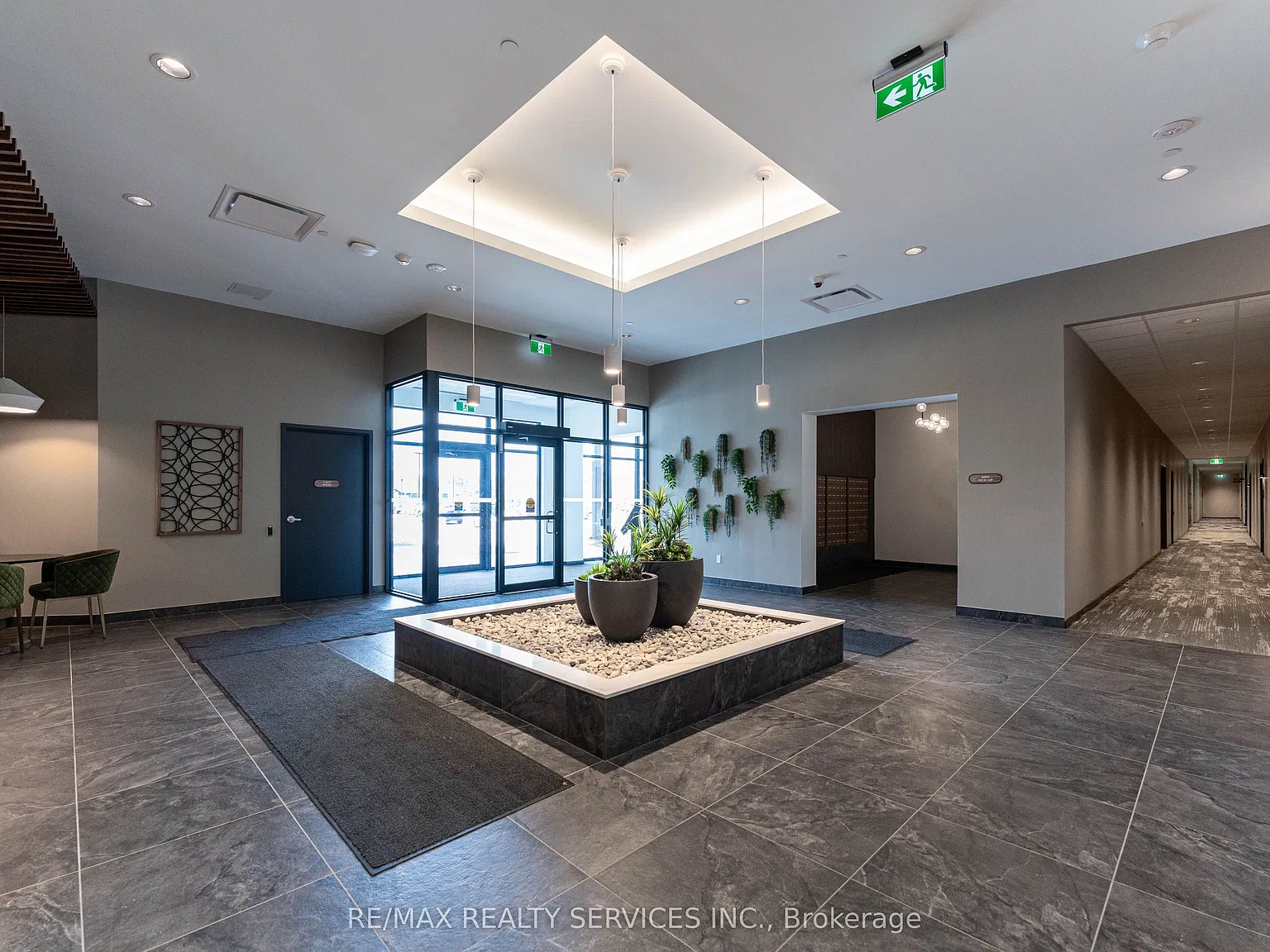 2 bed, $2,499 — Photo 2