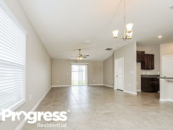 5th image of 6714 Trent Creek Dr
