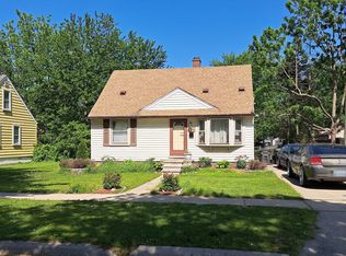 6375 Dean St, Taylor, MI 48180