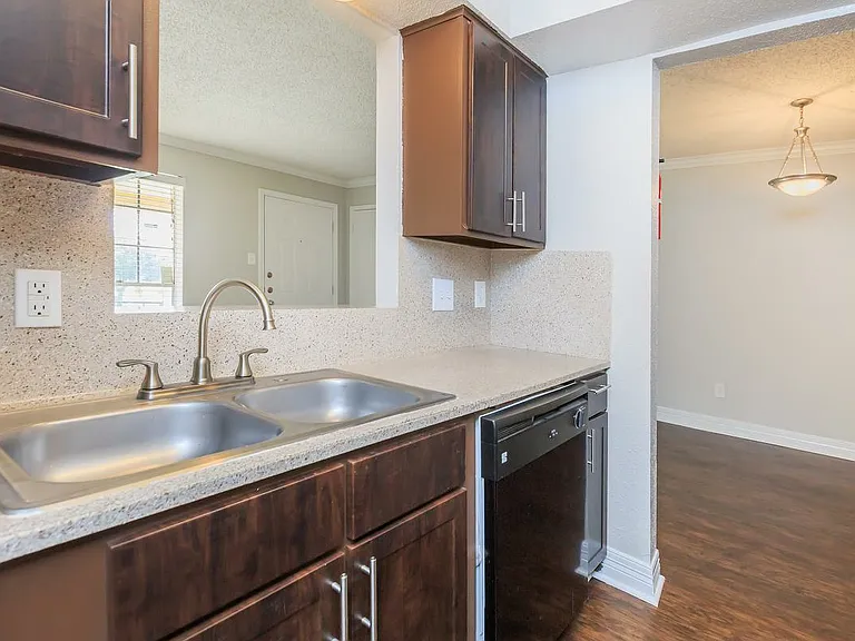 Villas At Braeburn — Photo 37