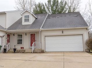 1016 Field St NW, Canton, OH 44709