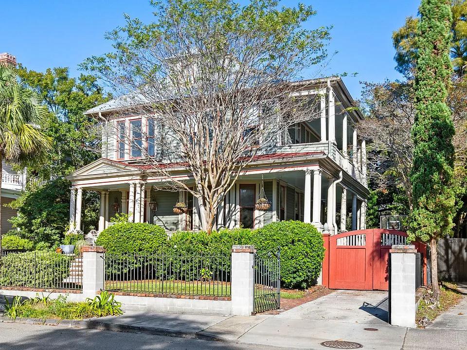 118 Rutledge Ave