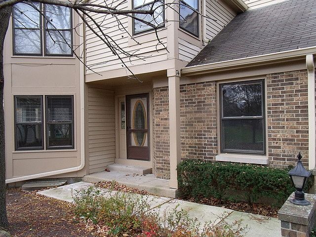 1st image of 74 Willow Pkwy #74