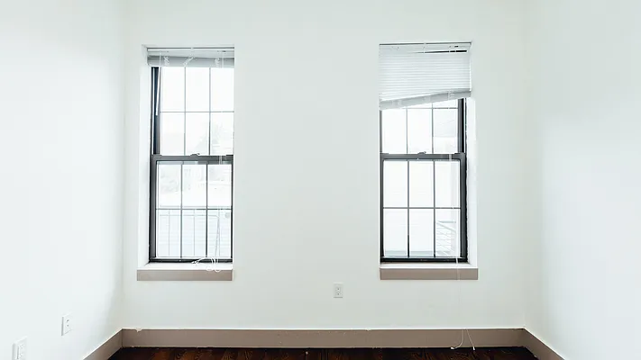 Rented by Nooklyn NYC LLC | media 13