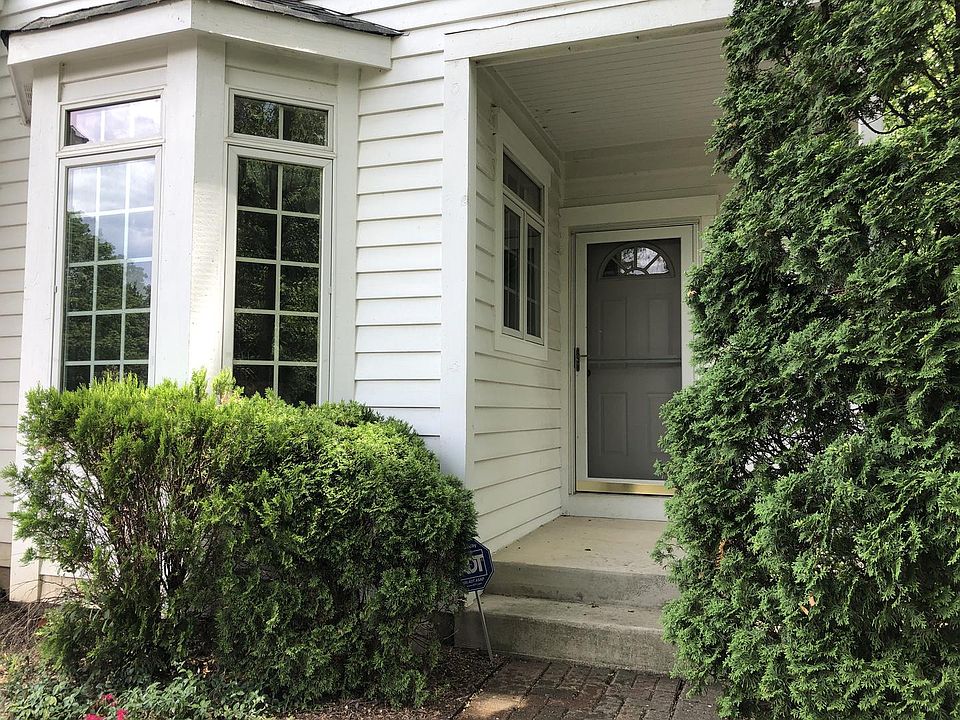 1st image of 1265 Queen Ann Ln