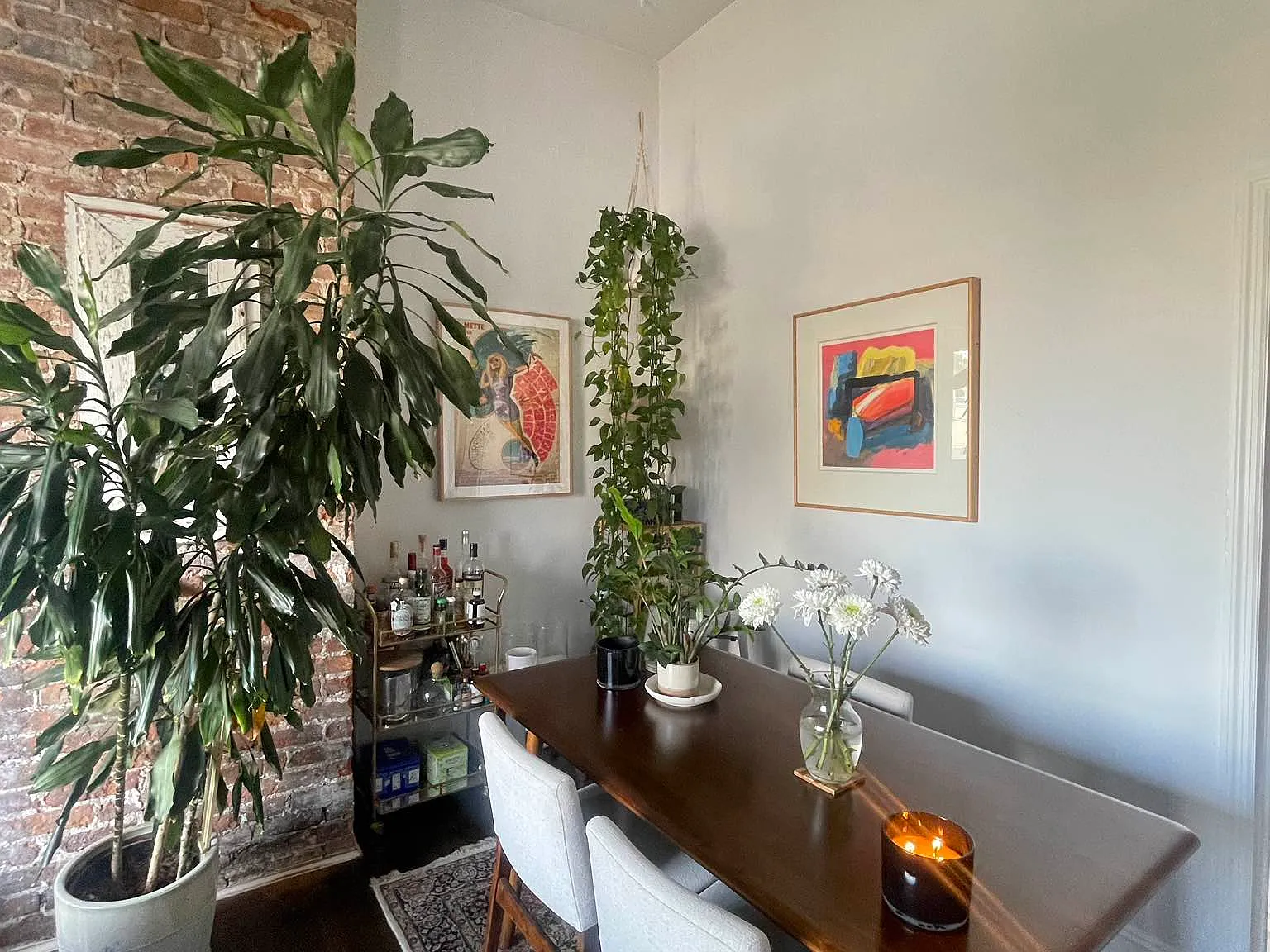323 Leonard Street — Photo 4