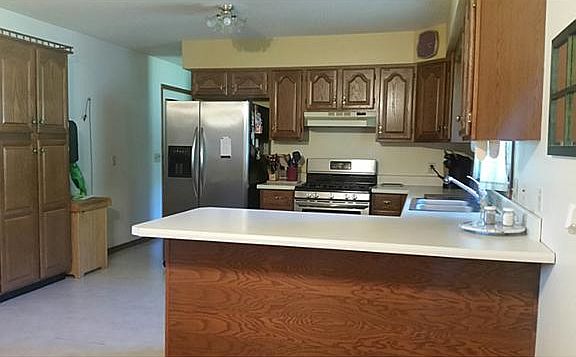 2nd image of 2213 Evergreen Dr